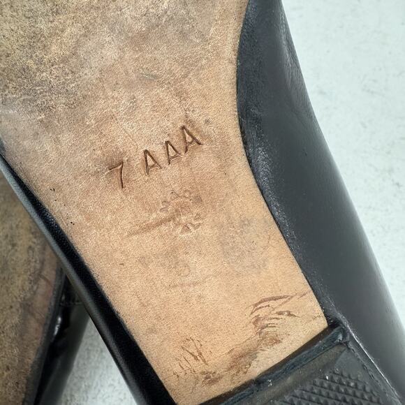 ST JOHN Black Leather Patent Toe Flat Low Heel Shoes Women's Size 7 AAA - Picture 10 of 10